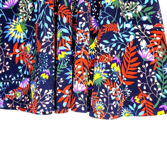 Lula Roe floral dress. Size Small. Multi colored. - Picture 4 of 11